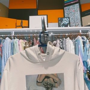 Ariana Grande cropped hoodie